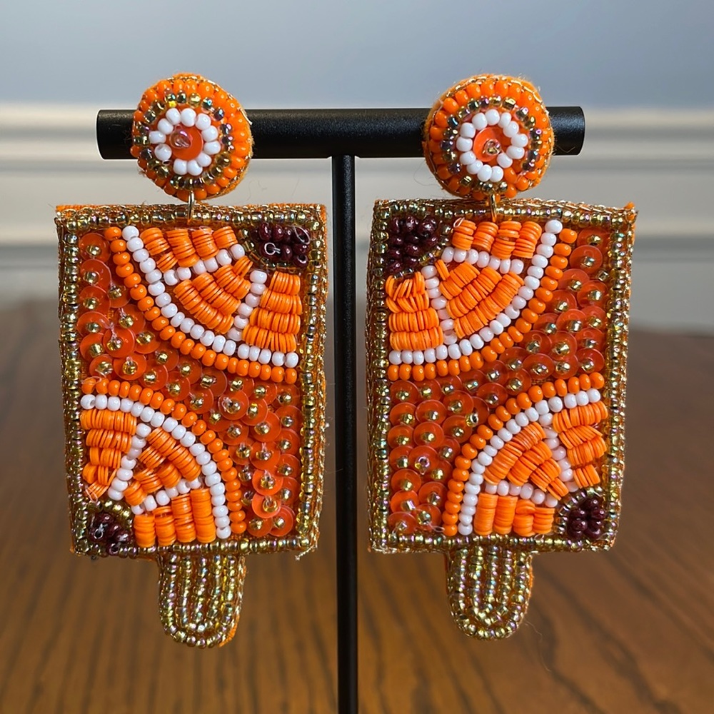 Orange 🍊 Beaded Earrings